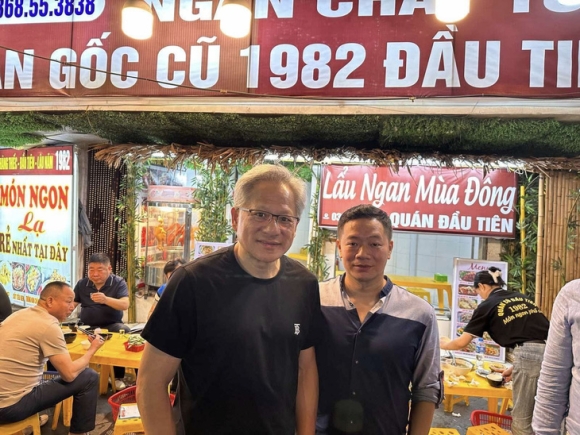 2 Ceo Tap Doan Nvidia Nghin Ti Usd Cua My An Pho Uong Ca Phe Binh Dan O Viet Nam