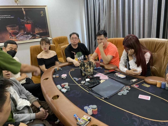 4 Phat Hien Duong Day Danh Bac Poker Tren 20 Ty Dong O Ha Noi