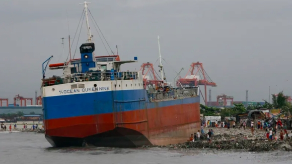 1 Tau Cho 14 Trieu Lit Dau Chim Ngoai Khoi Philippines