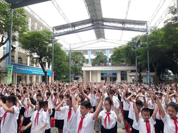 2 Lanh Dao Du Le Khai Giang Dung Phat Bieu Chi Dao Dong Dai