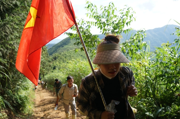 1 Hang Tram Nguoi Vuot Nui Tim Kiem 15 Nguoi Mat Tich O Nam Luc Lao Cai